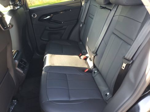 Used 2026 Land Rover Range Rover Evoque S AWD/4WD image 33