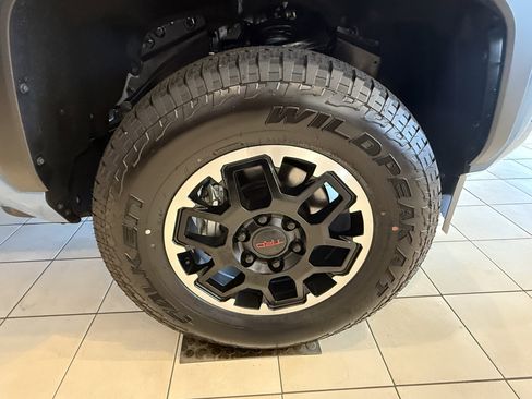 New 2026 Toyota Tacoma TRD Off-Road AWD/4WD image 21