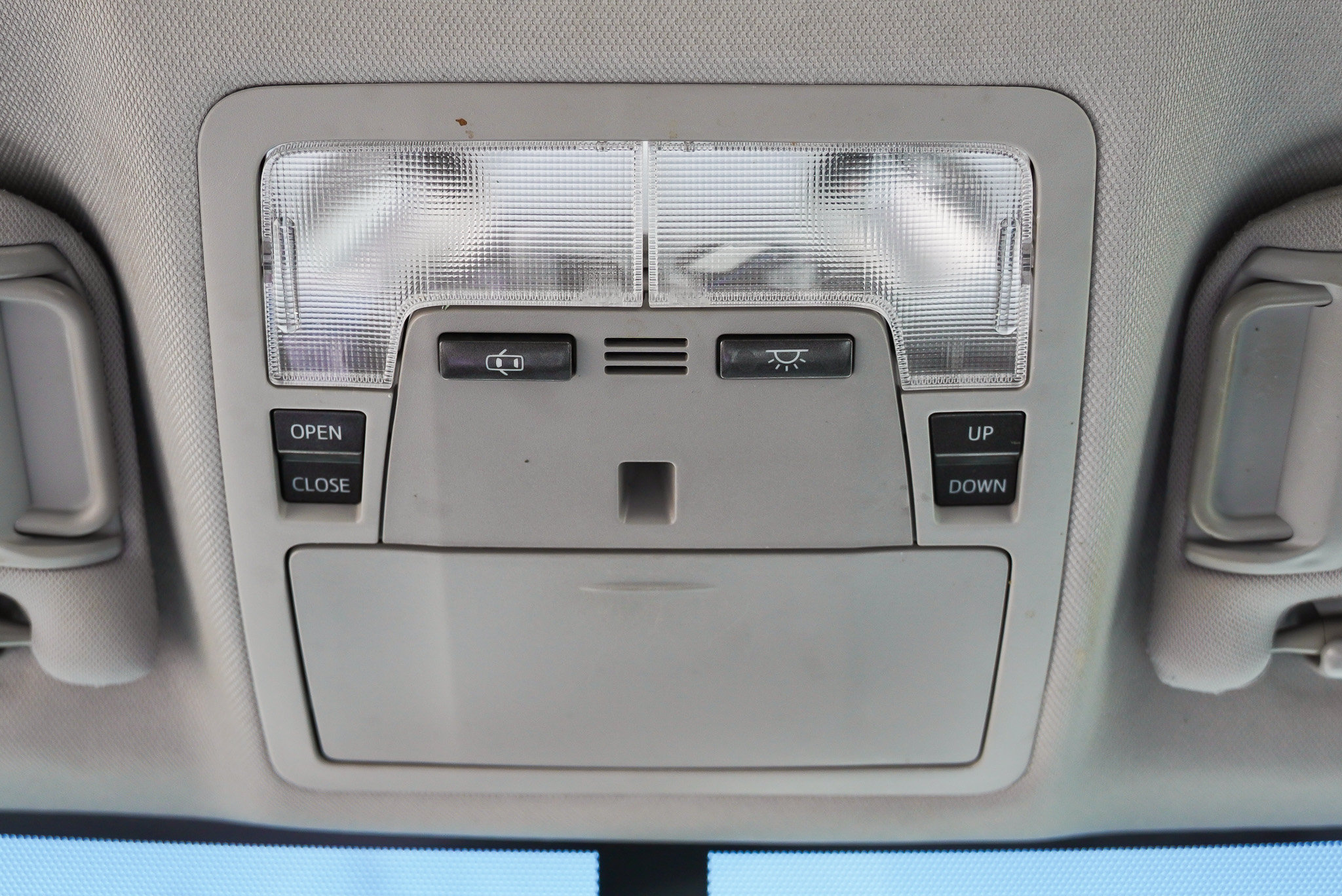 Used 2013 Toyota Camry SE FWD image 29