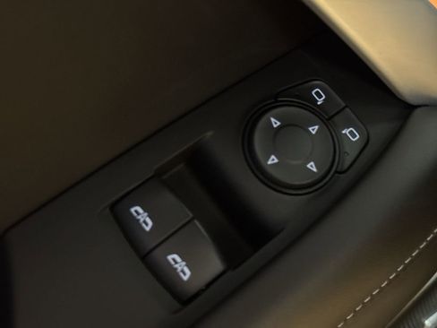 Used 2019 Chevrolet Camaro SS image 30