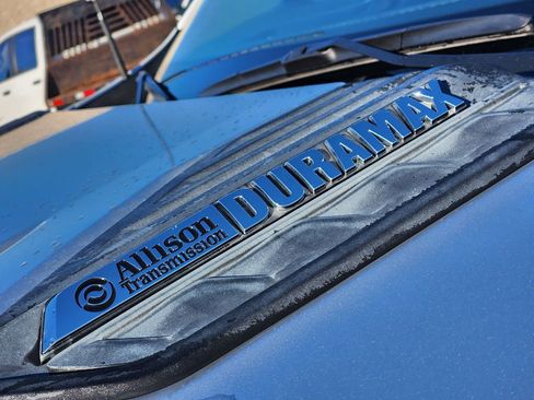 Used 2022 Chevrolet Silverado 2500 LTZ w/ LTZ Texas Edition image 10