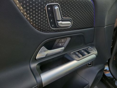 Certified 2025 Mercedes-Benz GLA 250 image 22