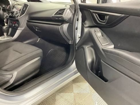 Used 2017 Subaru Impreza 2.0i Premium AWD/4WD image 17