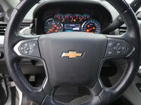Used 2019 Chevrolet Tahoe LT image 13