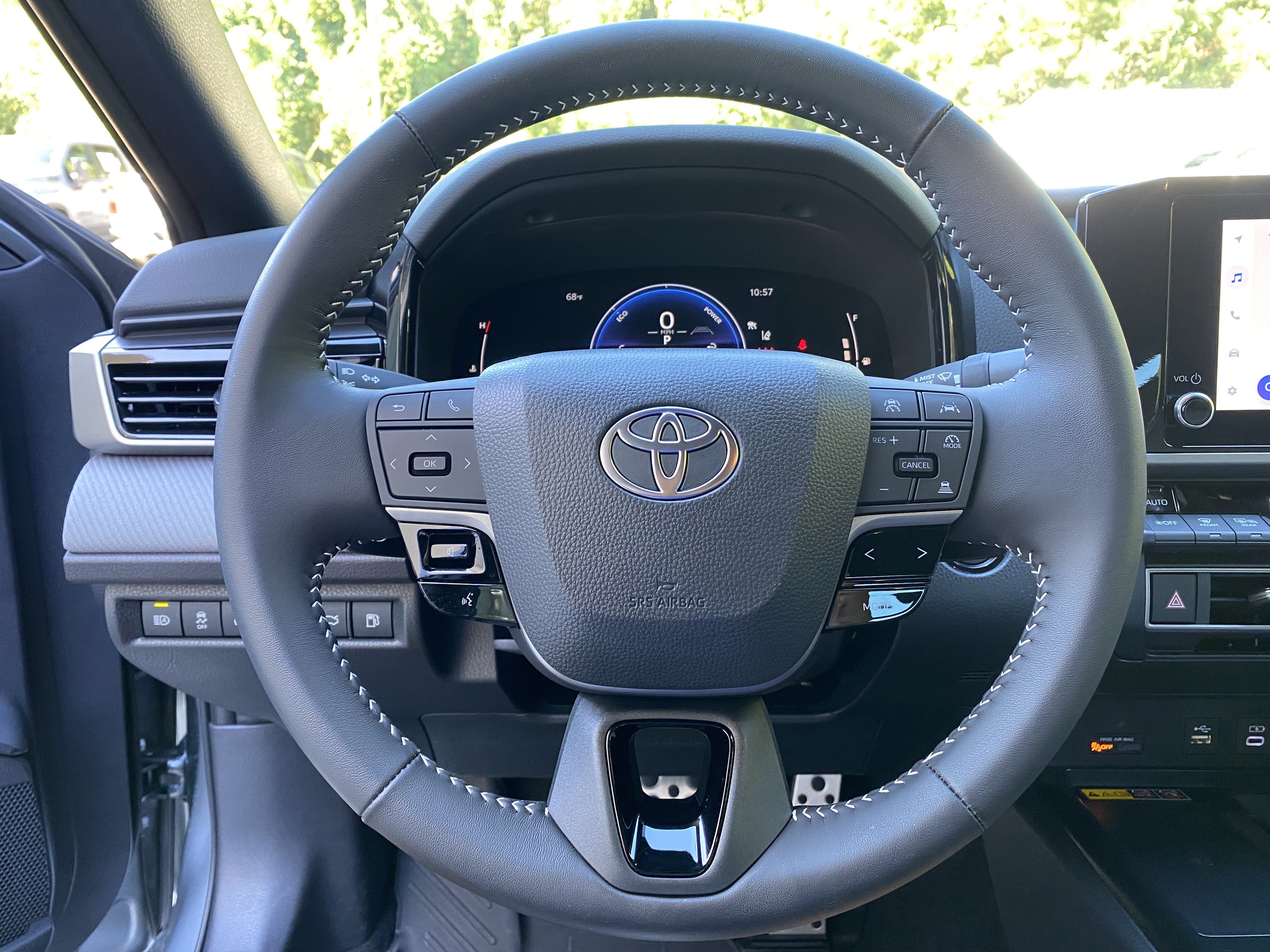 Used 2026 Toyota Camry SE FWD image 17