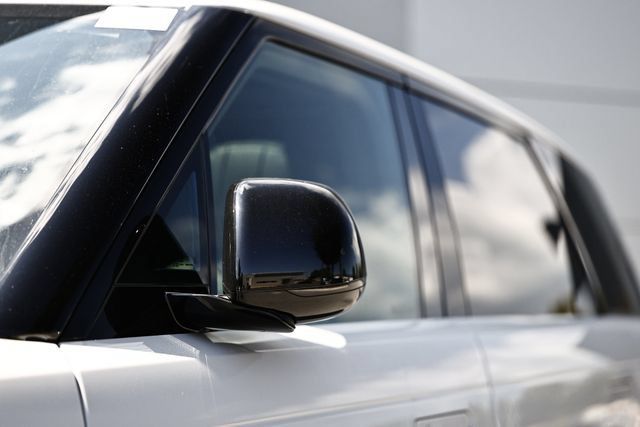 New 2027 Land Rover Range Rover Sport SE AWD/4WD image 3