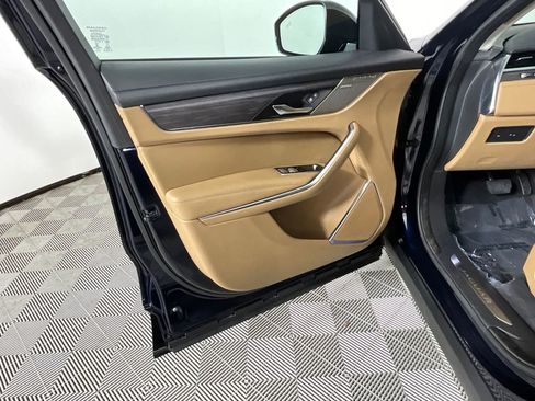 Used 2023 Jaguar F-PACE S AWD/4WD image 19