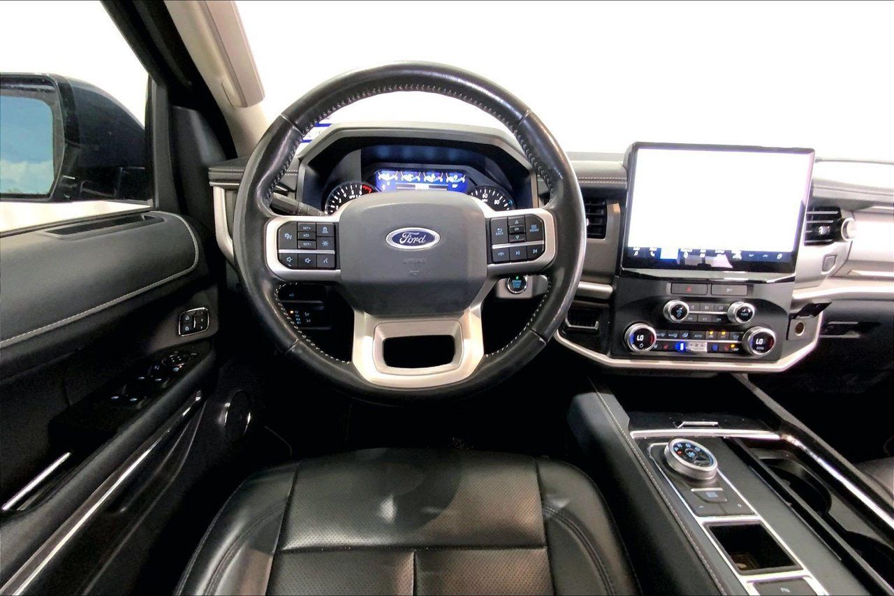 Used 2023 Ford Expedition Max XLT RWD image 14