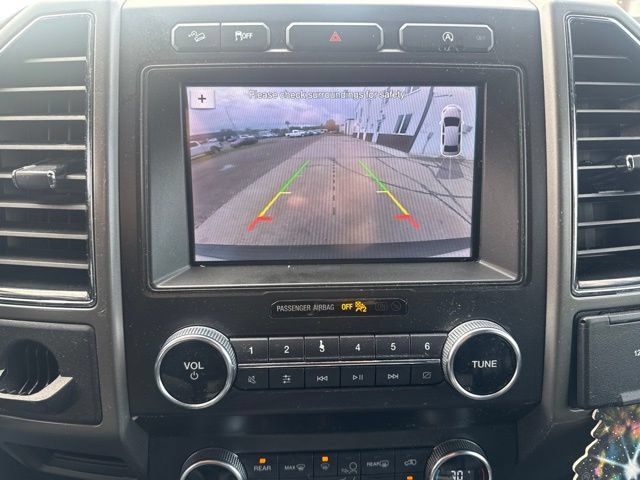 Used 2019 Ford Expedition Max XLT w/ Equipment Group 202A AWD/4WD image 16
