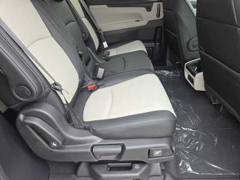 New 2026 Honda Odyssey Elite image 27