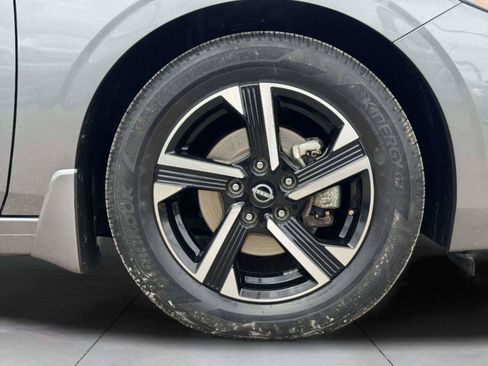 Used 2024 Nissan Sentra SV FWD image 59