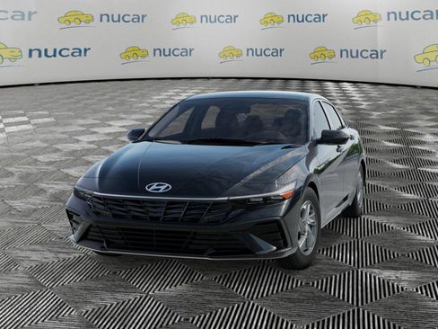 New 2026 Hyundai Elantra SE FWD image 6