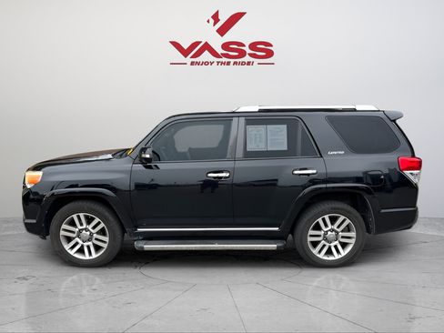 Used 2011 Toyota 4Runner Limited AWD/4WD image 2