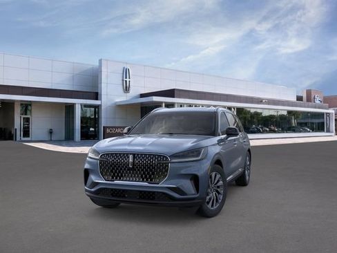 New 2026 Lincoln Aviator 2WD image 2