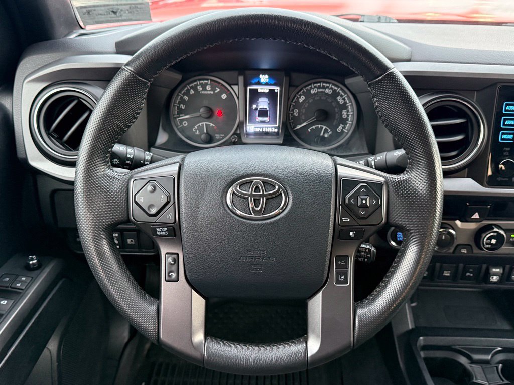 Used 2018 Toyota Tacoma TRD Sport w/ Technology Package AWD/4WD image 8