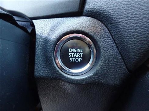 Used 2019 Toyota RAV4 Adventure image 24