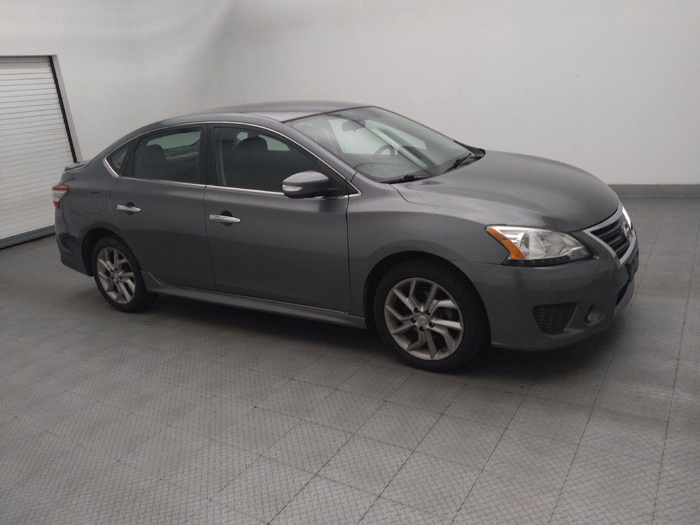 Used 2015 Nissan Sentra SR w/ Navigation Package FWD image 11