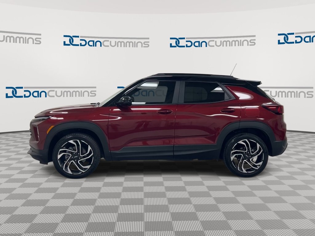 Used 2025 Chevrolet TrailBlazer RS w/ Convenience Package AWD/4WD image 5