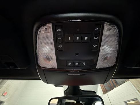 Used 2020 Jeep Grand Cherokee Trackhawk w/ Trailer Tow Group IV image 22