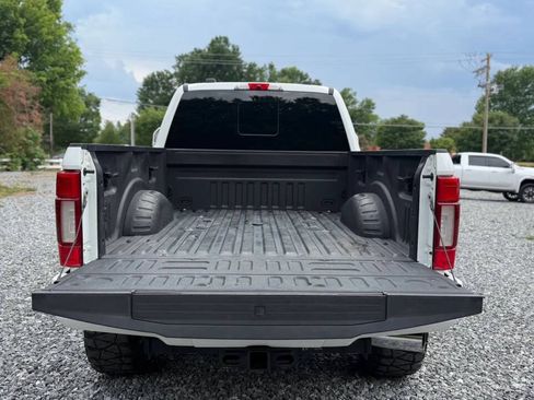Used 2021 Ford F350 Platinum w/ Tremor Off-Road Package AWD/4WD image 7
