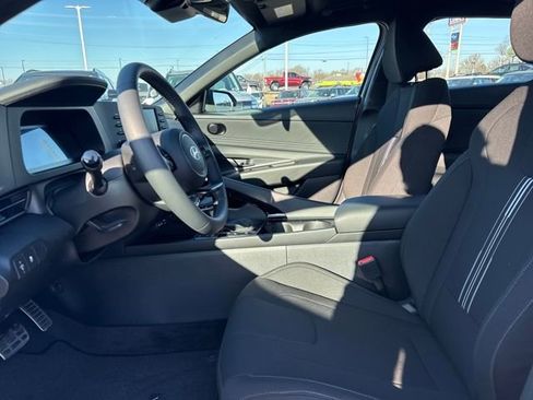 New 2026 Hyundai Elantra SEL Sport Premium FWD image 11