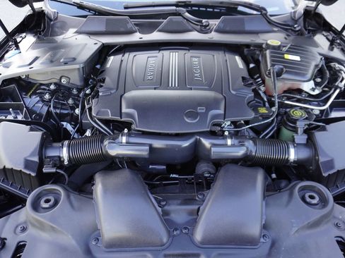 Used 2013 Jaguar XJ L Portfolio AWD/4WD image 35