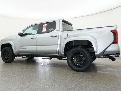 New 2026 Toyota Tacoma SR5 image 11