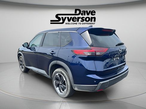 Used 2025 Nissan Rogue SV AWD/4WD image 6