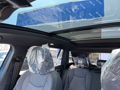 New 2026 Volkswagen Tiguan SE R-Line image 23