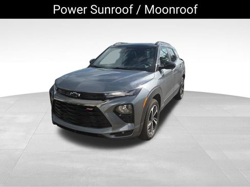 Used 2021 Chevrolet TrailBlazer RS w/ Sun and Liftgate Package AWD/4WD image 10
