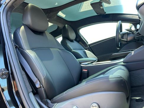 Used 2024 Lucid Air Touring AWD/4WD image 30