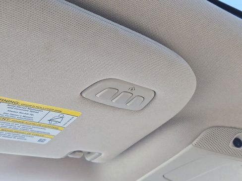 Used 2024 Ford Expedition Limited image 34