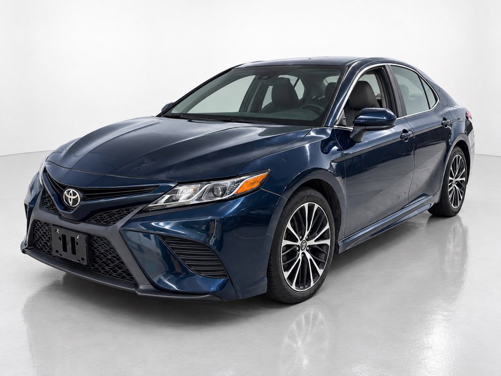 Used 2019 Toyota Camry SE FWD image 4