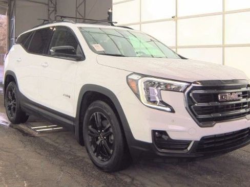Used 2023 GMC Terrain AT4 w/ Infotainment Package II image 4