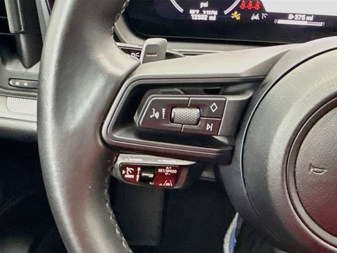 Certified 2024 Porsche Cayenne Coupe AWD/4WD image 13