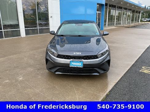 Used 2023 Kia Forte LXS w/ LXS Technology Package FWD image 9