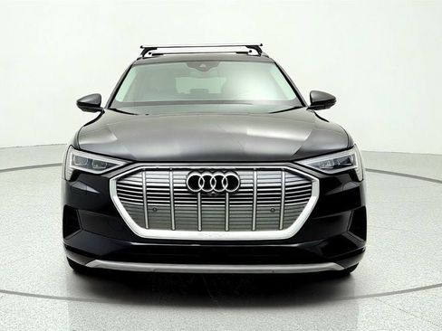 Used 2019 Audi e-tron Premium Plus AWD/4WD image 2