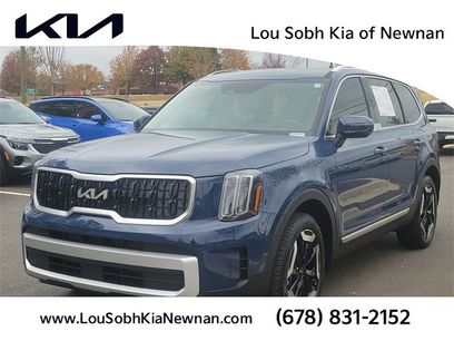 Certified 2025 Kia Telluride EX w/ EX Captain's Chair Package