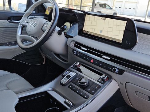 Used 2024 Hyundai Palisade Calligraphy image 31