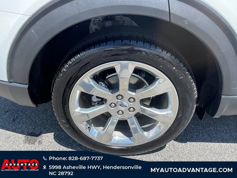 Used 2020 Ford Explorer Platinum w/ Premium Technology Package AWD/4WD image 29