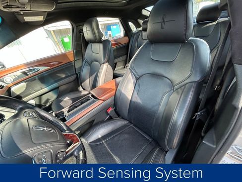 Used 2017 Lincoln MKZ Black Label w/ Technology Package image 30