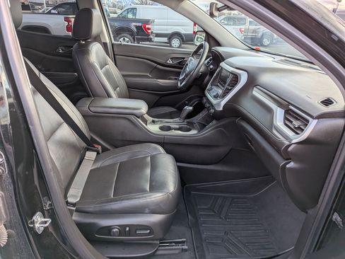 Used 2019 GMC Acadia SLT w/ Black Edition image 34