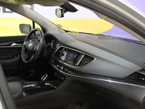 Used 2021 Buick Enclave Essence w/ Sound and Sites Package FWD image 12