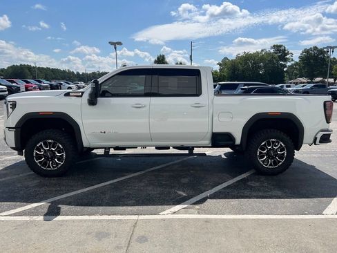 Used 2024 GMC Sierra 2500 AT4 w/ AT4 Preferred Package AWD/4WD image 24