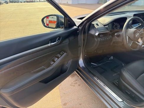 Used 2024 Nissan Altima 2.5 SL image 15