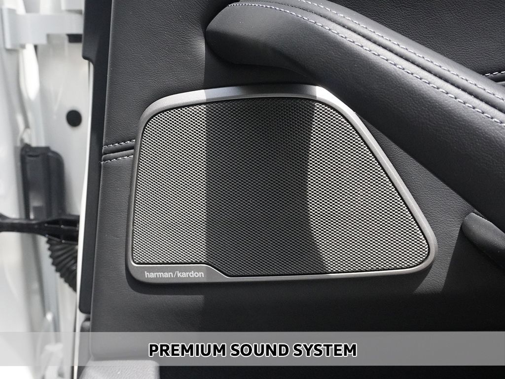 Used 2023 BMW M5 w/ Executive Package AWD/4WD image 4