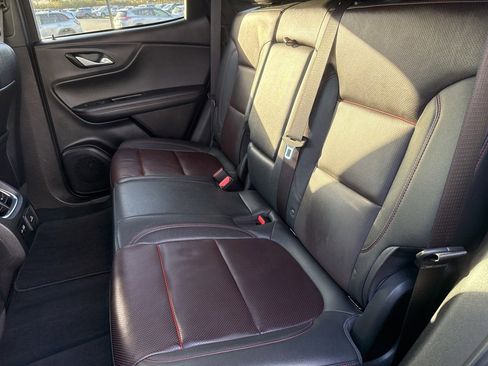 Used 2022 Chevrolet Blazer RS w/ Enhanced Convenience Package image 18