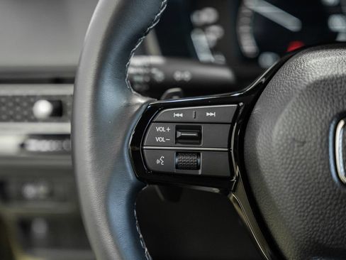 Used 2025 Honda Civic Sport Touring image 35