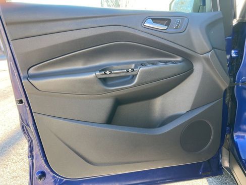 Used 2014 Ford Escape SE w/ Equipment Group 201A image 9