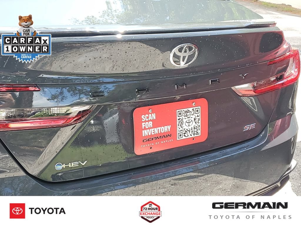 Used 2026 Toyota Camry SE FWD image 17